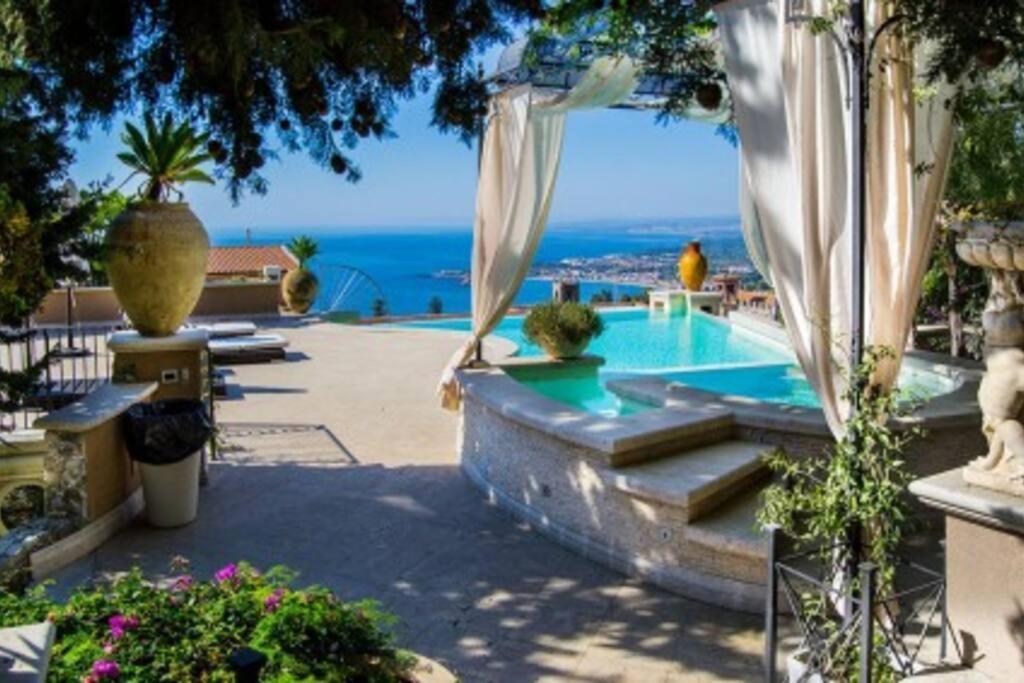 Atelier Taormina Spacious Guesthouse With Pool Ngoại thất bức ảnh